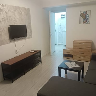 Miete einer komfortablen, möblierten 1-Zimmer-Wohnung, 35 m², Titan, 3. Bezirk, Bukarest, Rumänien